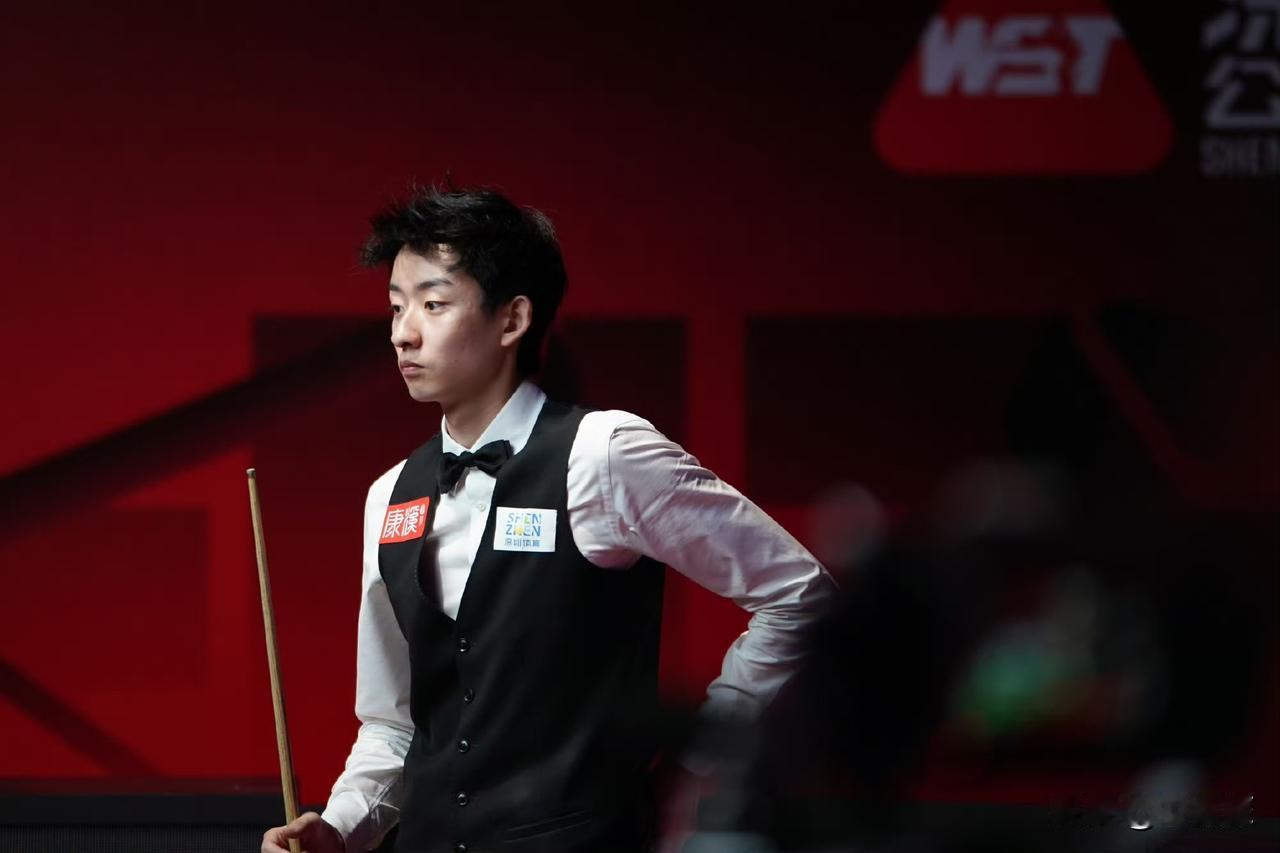 吴宜泽与袁思俊会师决赛，第二场半决赛吴宜泽6-1战胜小特北京时间10月3日晚