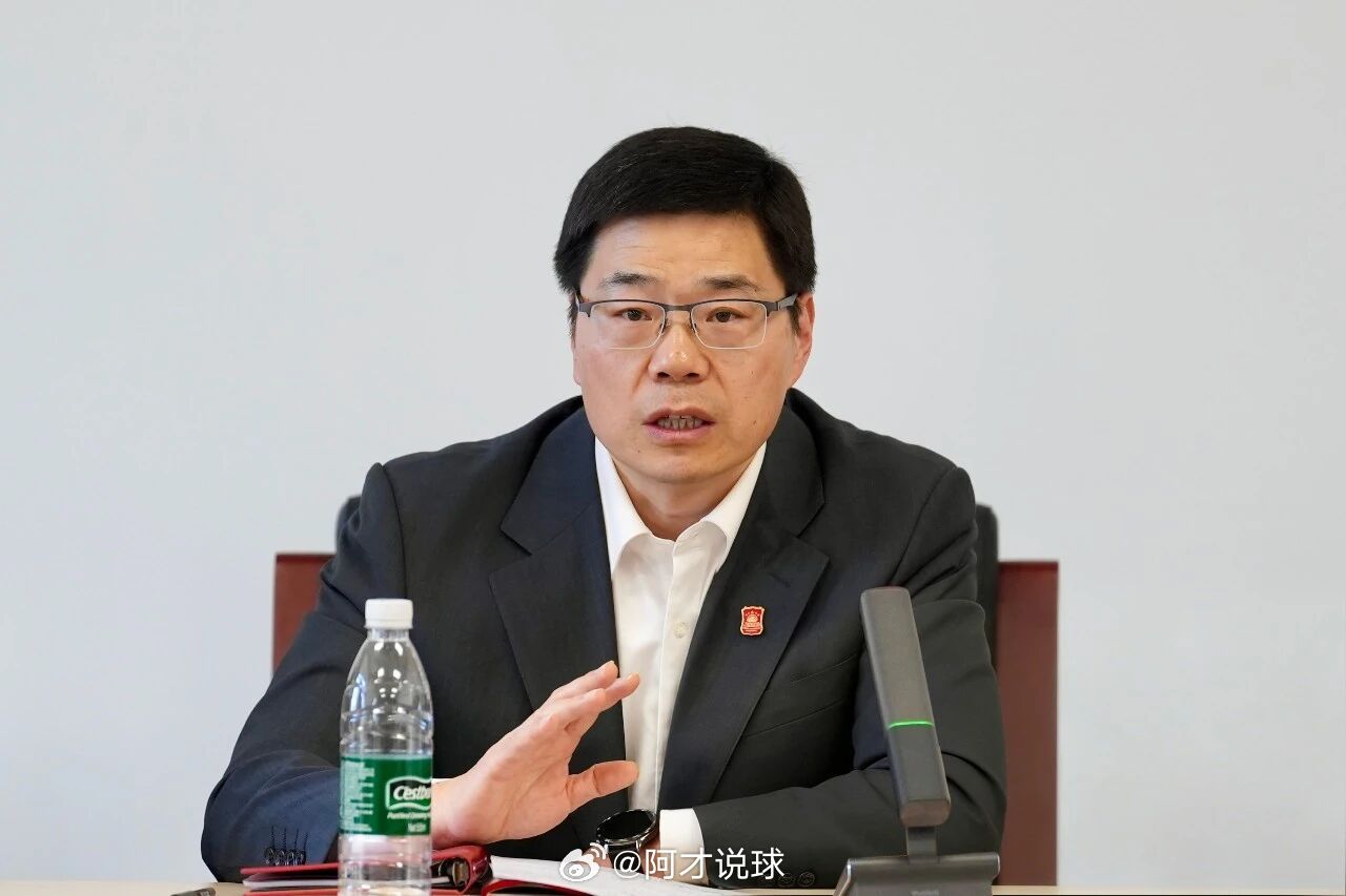 从负开始知耻后勇｜中国男篮召开备战世预赛第二窗口期集训入队会。中国男篮男篮世预