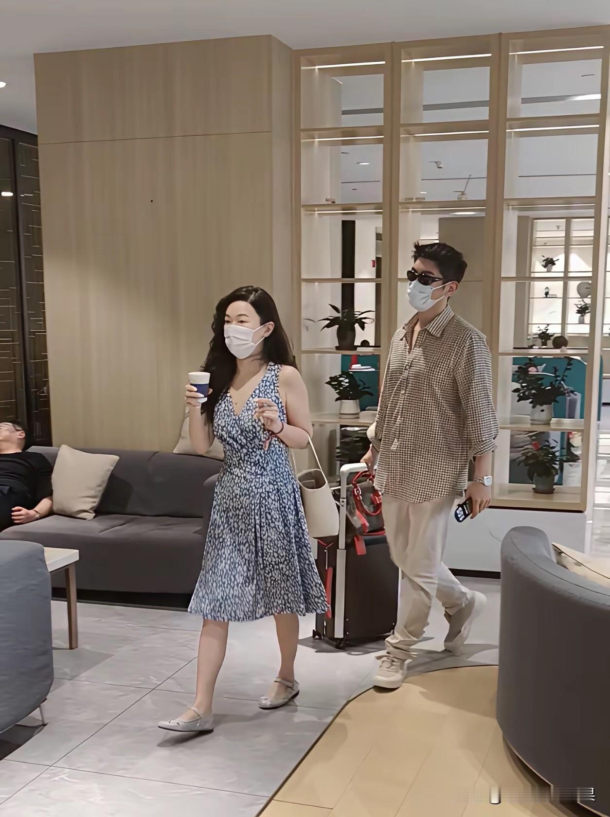不得不说，曾经的女神也老了，已经有点发福了，不过还是好漂亮！