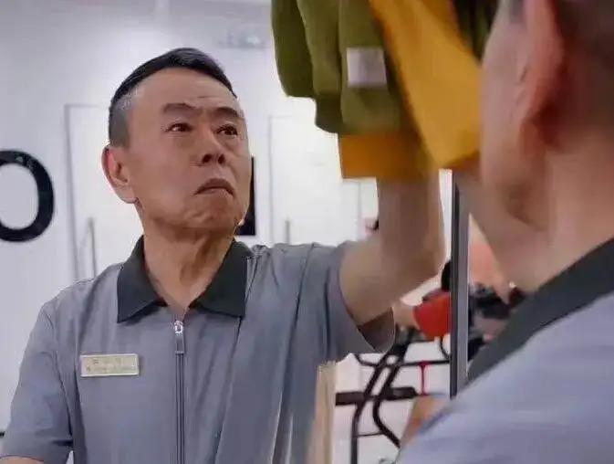 潘子回来了，他带着短剧回来了，68岁的潘长江，拍摄短剧《进击的潘叔》，10天的时