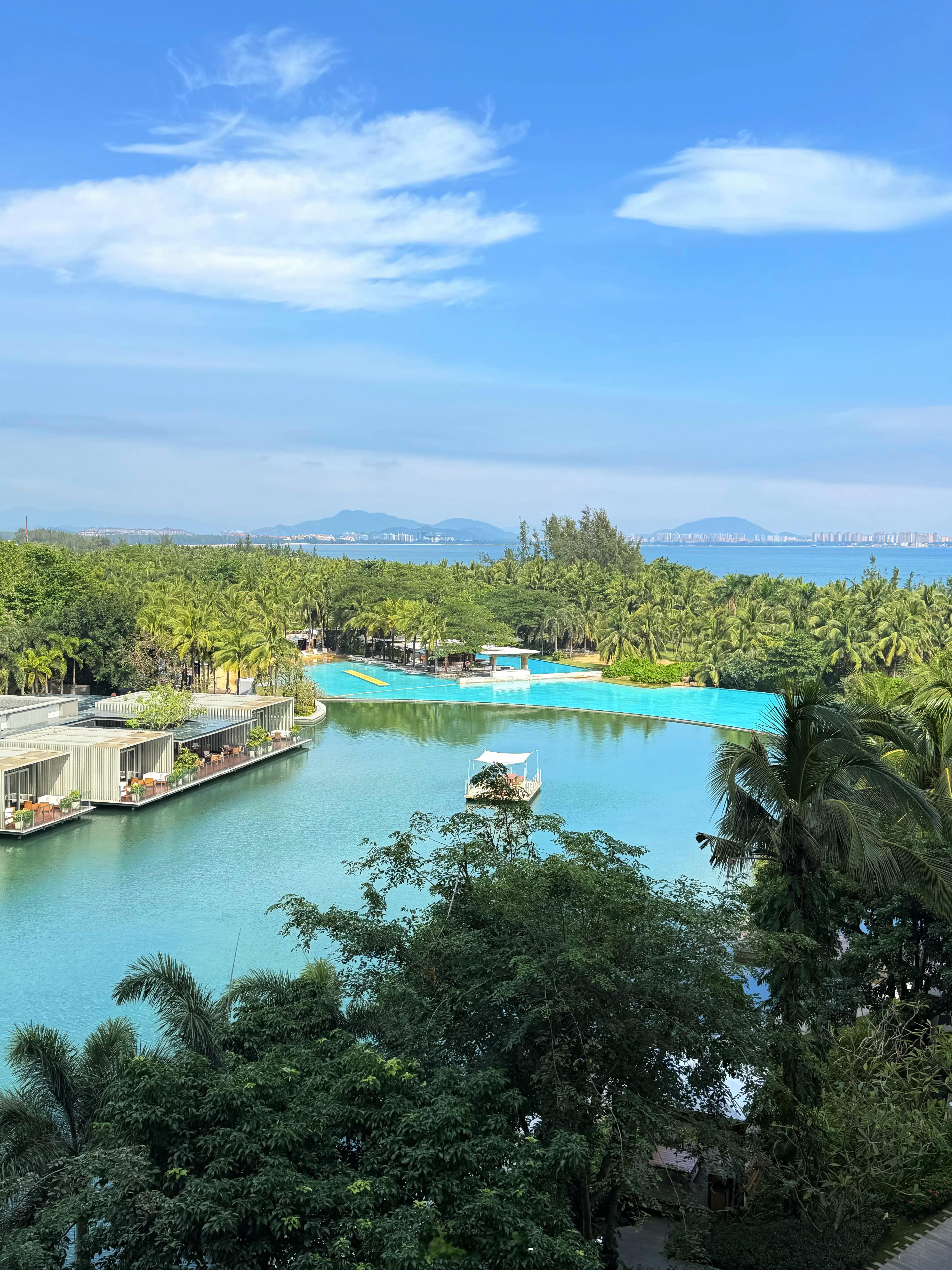 三亚plog下了两天雨一直吃回家减肥