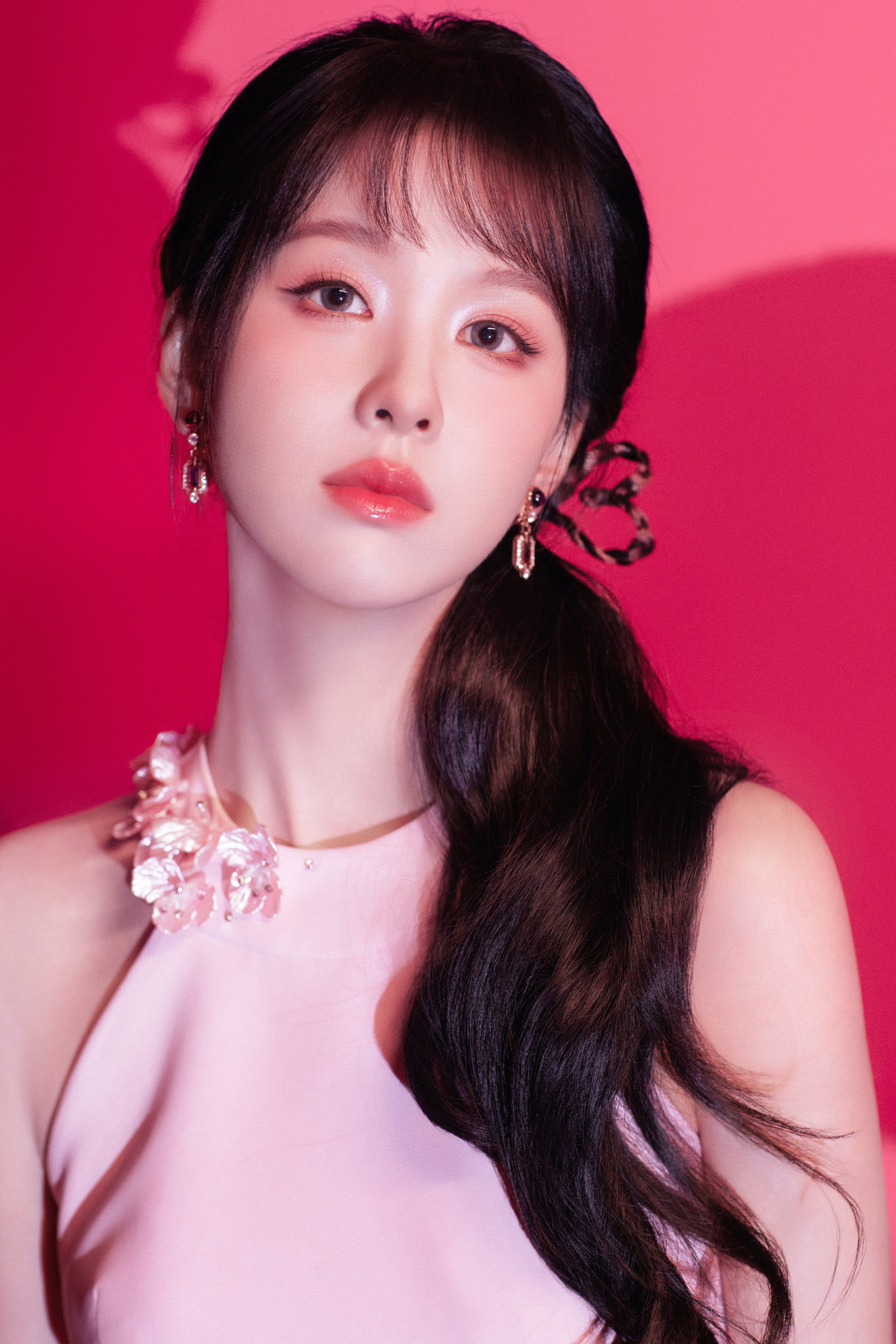 买糖葫芦偶遇陈都灵我也想偶遇嘟嘟