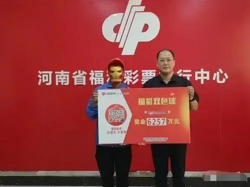 彩票一等奖的有效兑奖时间应改为一年！我们国家的体育和福利彩票，一般的有效兑奖