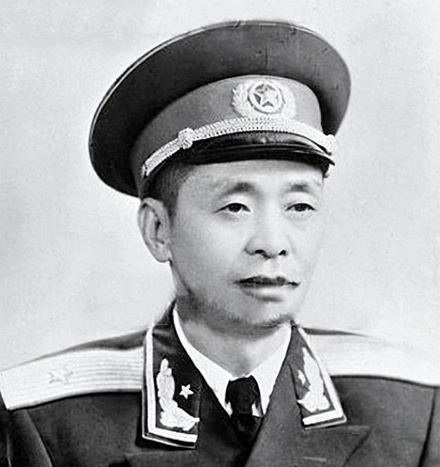 1957年，开国少将甘祖昌请求总政：“我脑袋有伤，不适合当官，想回老家，去当农