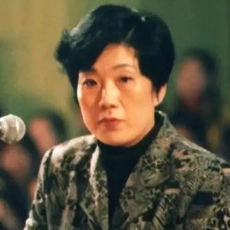 2001年，"女老虎"蒋艳萍被判处死刑，万念俱灰之下，听说只要怀孕就可争取缓刑，