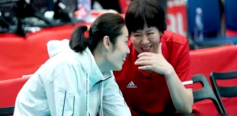 “你能不能硬一点！”里约决赛最要命的时候，郎平盯着朱婷吼出这句话，全场瞬间安