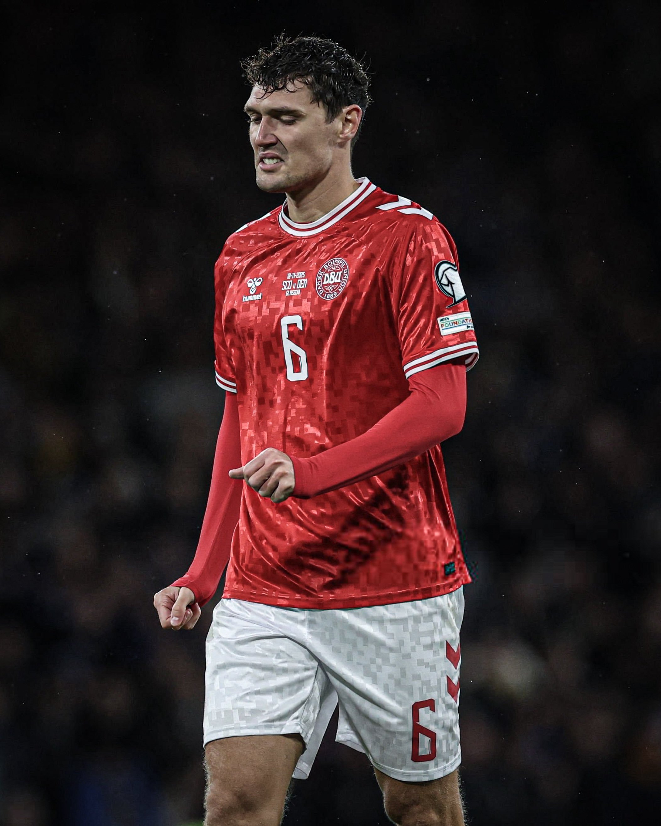 捷克2-2丹麦，点球大战3-1，丹麦无缘世界杯正赛❌❌❌❌❌巴萨至死不渝红蓝魂