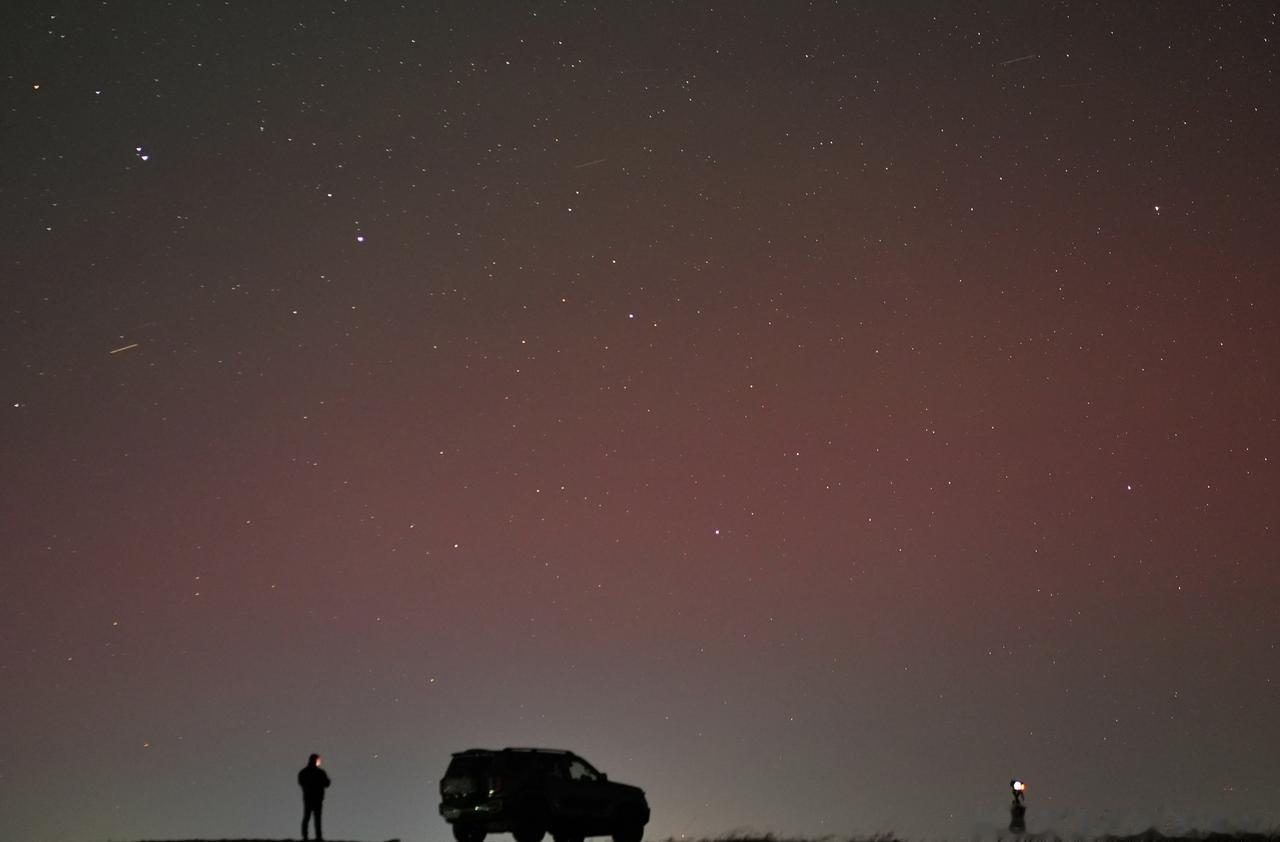 预计12日可能出现大甚至特大地磁暴，13日可能出现中等甚至大地磁暴，14日可能出