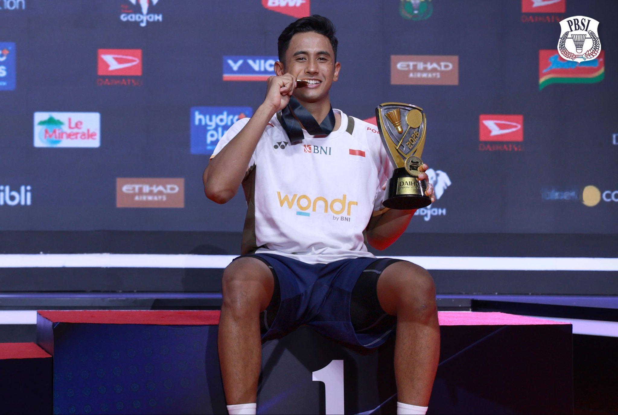 法汉赛后采访：在夺得2026年印尼大师赛冠军后，阿尔维·法汉不停地表达着感激之情