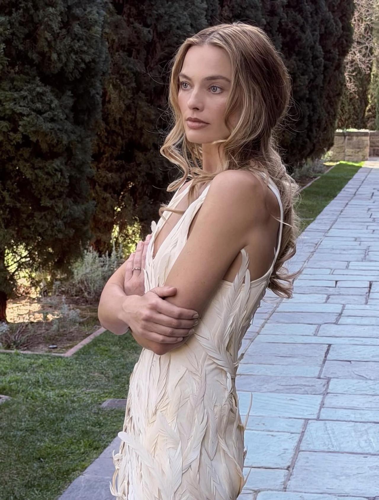 玛格特·罗比出席MorrodosVentosUivantes《呼啸山庄》第