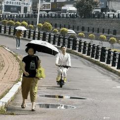 整条街上最靓的仔[笑着哭][笑着哭][笑着哭]