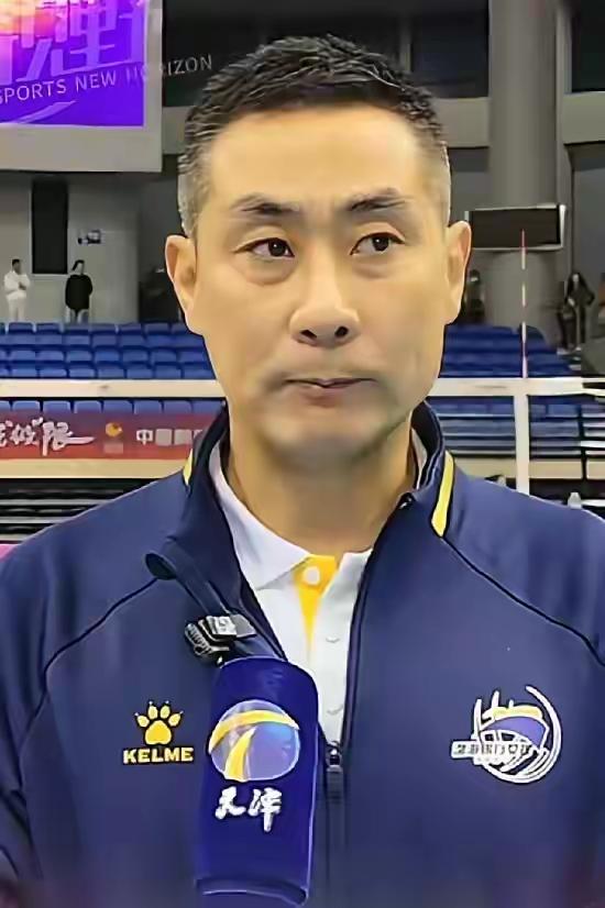 赢球才是硬道理！果然现实很残酷，季后赛3：1北京和3：0上海女排后，那些个满嘴