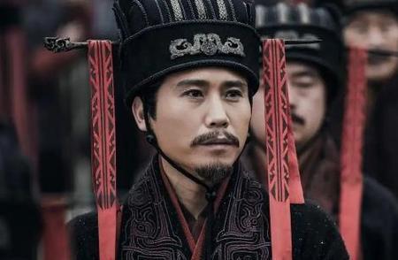 公元777年三月，长安城万年县的刑场上，刽子手剥掉一只臭袜子塞进宰相的嘴里，随后