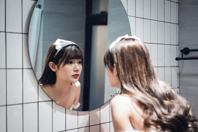 现在社会上剩女现象挺普遍，全国三亿多单身里女性就占一亿多，大城市更严重，像上海有