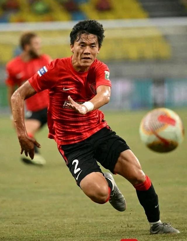 伤筋动骨一百天后，胡荷韬在8月16日蓉城与海牛之战中可能替补出场。小胡在6月