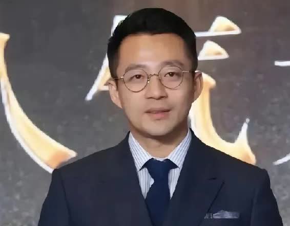 这招高，这招妙。看到老S发母亲节照片，汪家也不能闲着呀。想着发点啥照片博热度