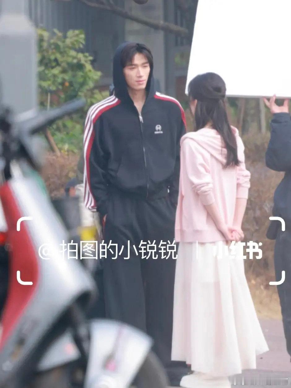 哈哈哈哈哈哈哈哈告白路透又来了万一是欲扬先抑呢🤔