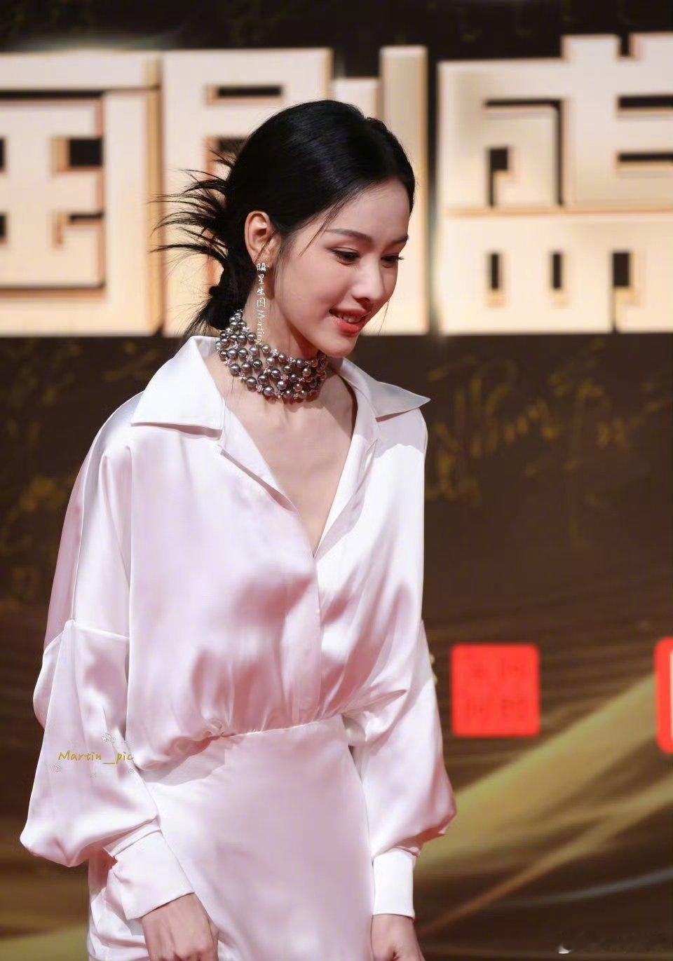 国剧盛典明星生图一览今年国剧盛典明星红毯生图今年国剧盛典明星生图一览🈶(