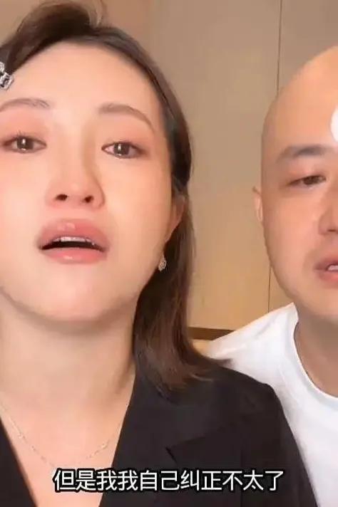 包文婧自曝产后情绪失控。据包文婧此前视频，包文婧自述在生完女儿后，不想再经历