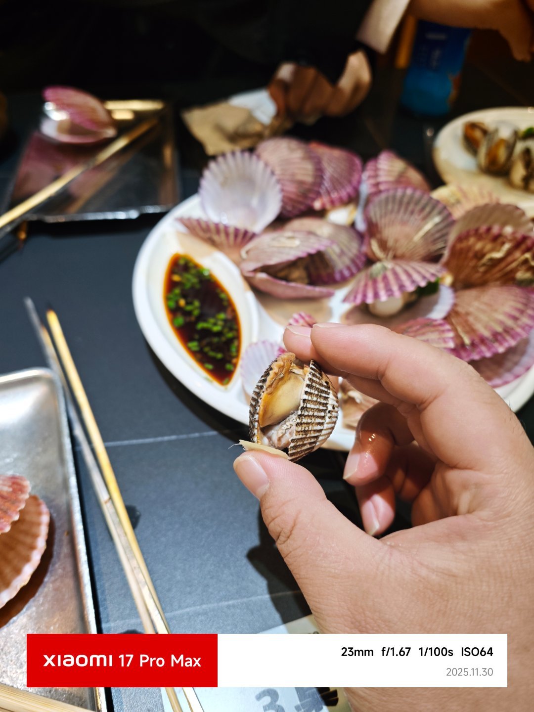 南京老虎滩烧烤，真的推荐大家来吃，太好吃了第一次吃海鲜能好吃成这样