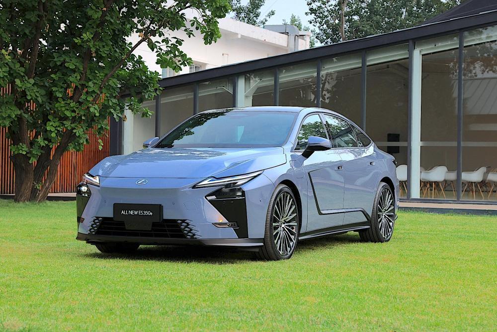 要加价才能买到?广汽丰田要拿2026销量第一?马年爆款预定！广汽丰田铂智7官宣3