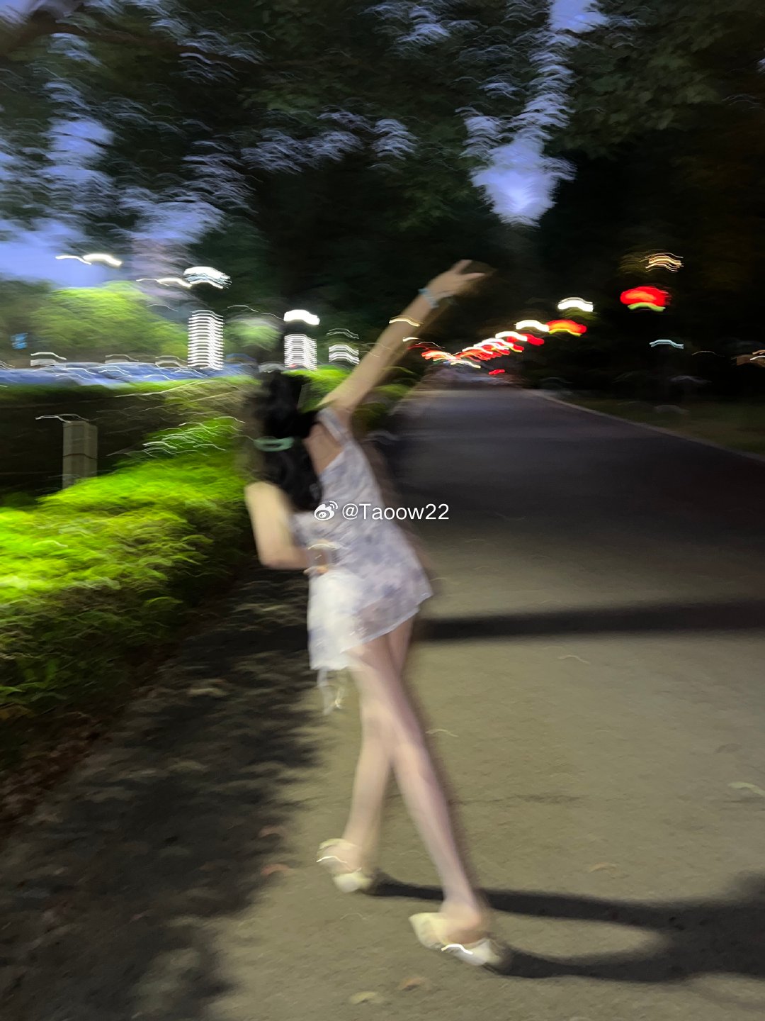 我的朋友怎么总是手抖​​​
