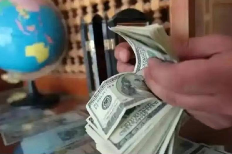 美国声称人民币“严重低估”，寻求实施“海湖庄园协议”！1月31日，香港《明