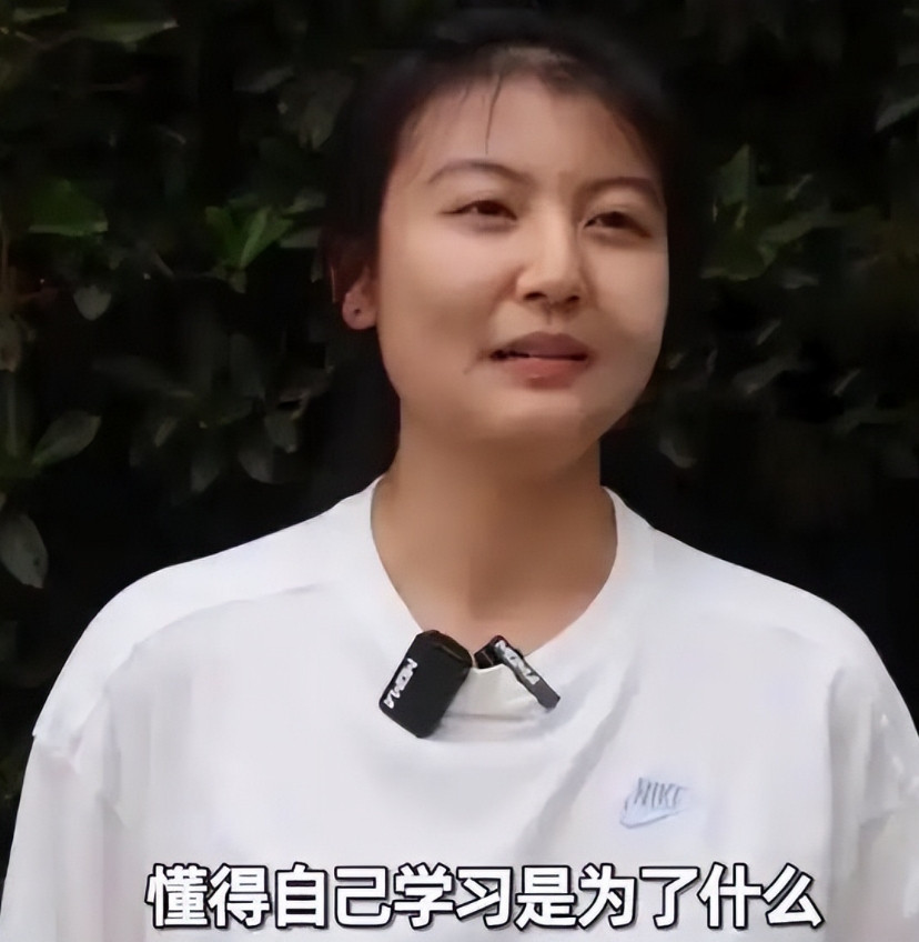 724分寒门状元刷屏，不补课不熬夜，她的12万字错题本让全网破防