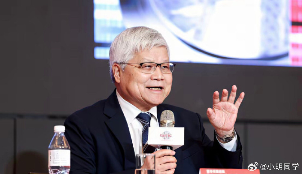 台积电CEO点评中国机器人台积电董事长兼总裁魏哲家近日针对当前火爆的机器人产业