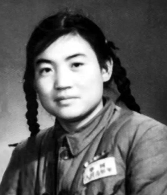 1994年，“英雄儿女”解秀梅脑梗住院，欠了医院30000元治疗费，医院刚下达停