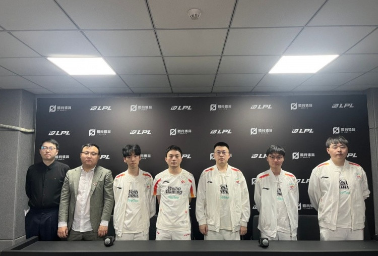WBG赛后群访 Xiaohu: 后面BO5要拿更多的阵容 后面会多练习