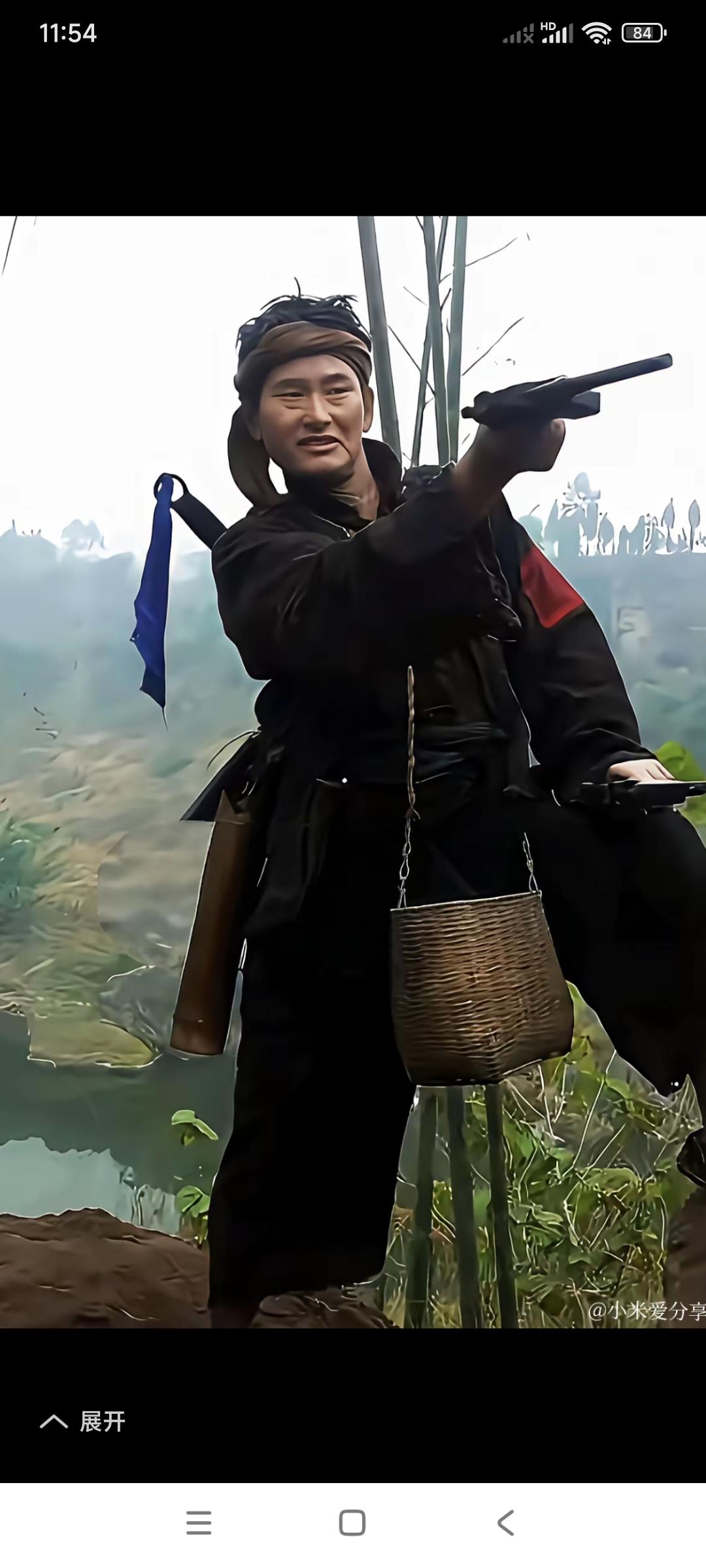 大衣哥朱之文，现在太厉害了。不仅唱歌已经占有一席之地。这又进军了影坛。