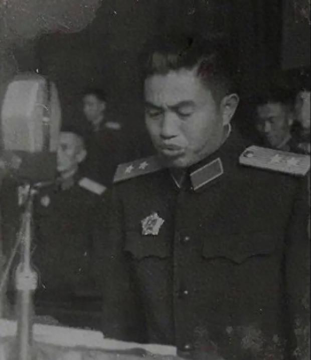 皮定均警卫忆中原突围经历，军区首长曾提醒旅级干部需准备便装以防紧急情况发生19