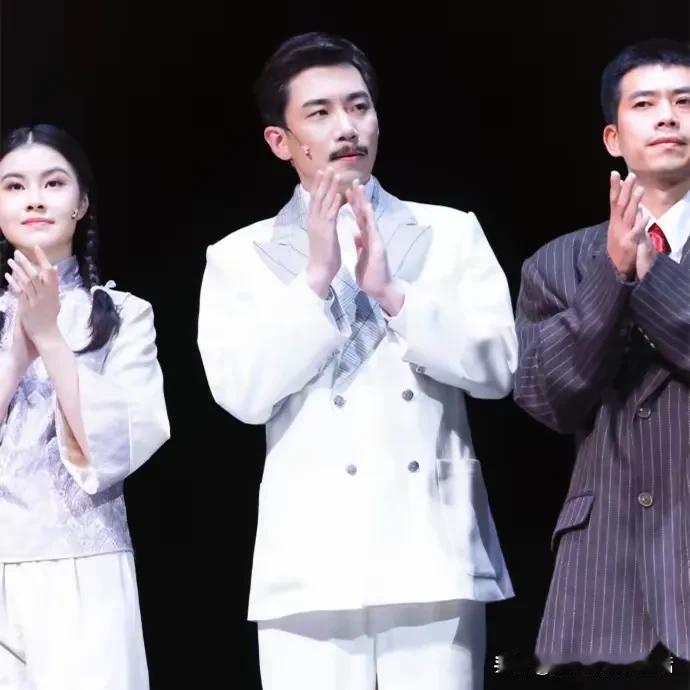 曾经因为何九华要参演《卿卿误我》，有秦霄贤的粉丝说要抵制。但是最后郭德纲不为所