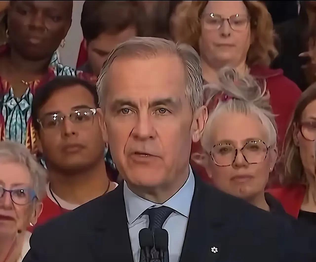 加拿大总理卡尼最近又把矛头对准中国，胡说什么“中国是世界上最大安全威胁”。对此，