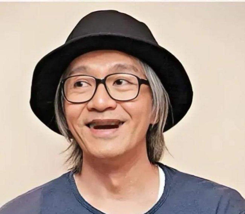 我好奇查了一下周星驰的资产，才明白一件现实的事，就算他拍出无数经典，可实际上他的