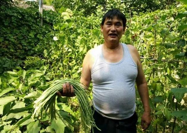 不支持，这是谁的提议，提议太无知了，县长是什么职务？是一个正县级级别，是公务员，