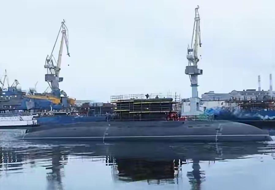 真的没谁了！俄罗斯这次可是吃了大亏了，居然自家的潜艇被乌克兰的无人潜航导弹给重