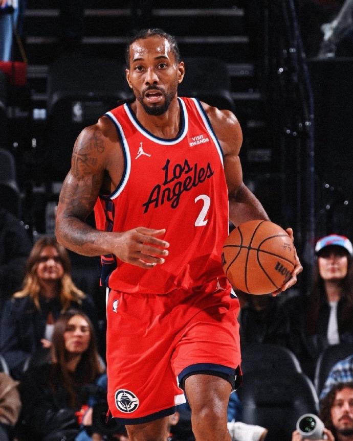 NBA75大巨星之一的现役球员表示自己在4-5年后退役！他叫做科怀·伦纳德，
