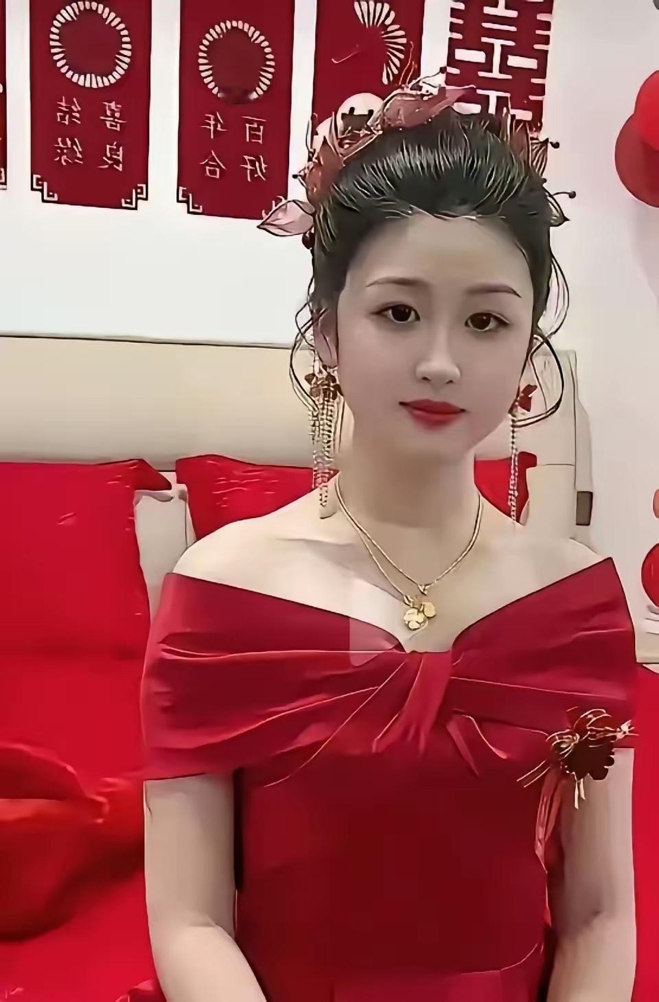 郑州两个研究生的婚事火了。两家条件都不错，都是文化人。女方提前就明说，不要彩礼，