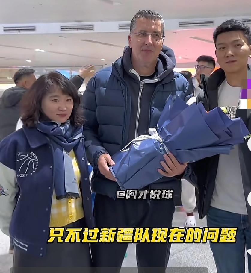 格兰抵达乌鲁木齐，新疆队大调整势在必行，这家球队现在很麻烦新疆队今年换了总