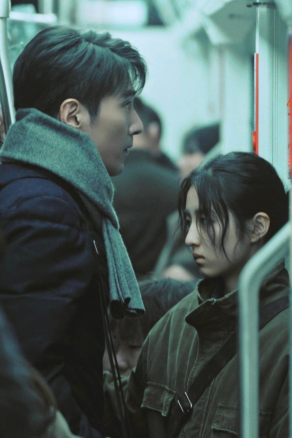 张子枫野草系女主内娱终于又有了野草系女主，张子枫饰演的周遇安就像是那种生命力顽