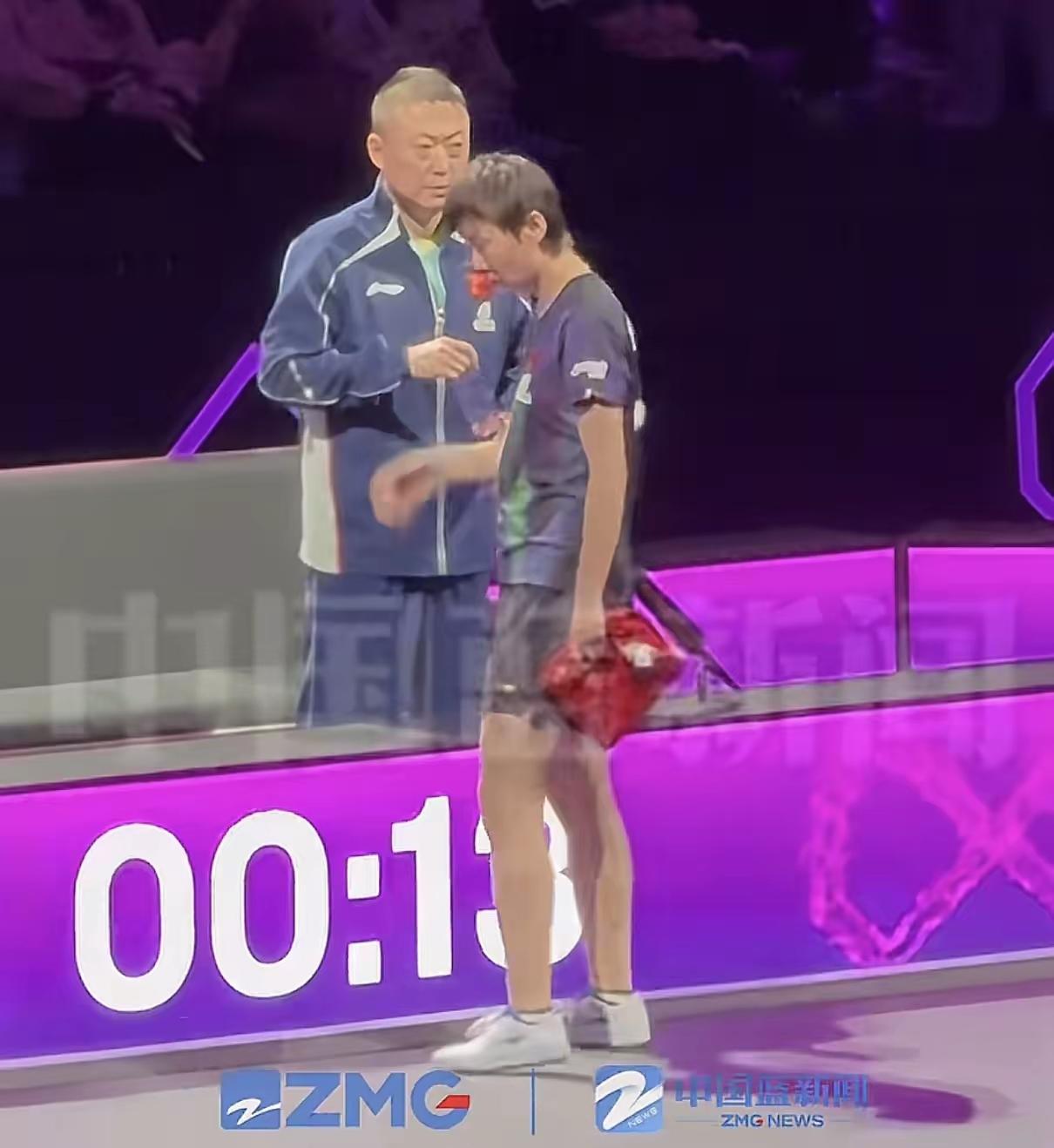 蔡猛称曼昱有可能暂停比赛！央视著名体育解说员蔡猛根据自己的消息渠道称，曼昱首轮