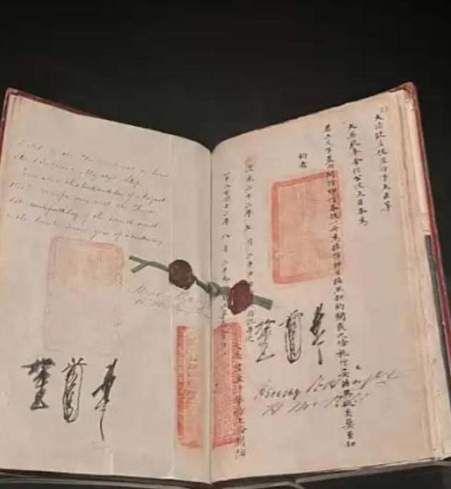 李敖曾经在演讲中坦言，每当他翻看近代那些不平等条约的条文，心中总是难以平静。只因