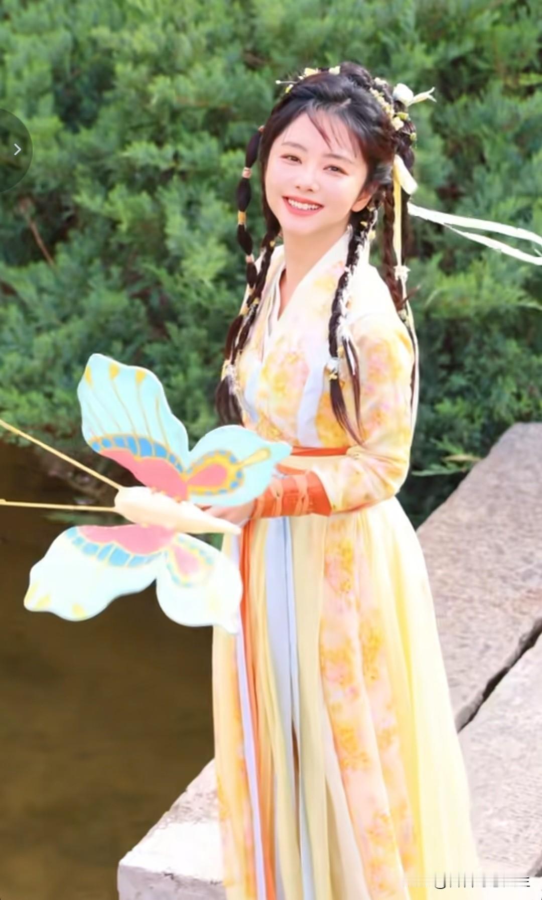 谭松韵在这部剧装饰有种黄蓉的感觉呢？[送自己