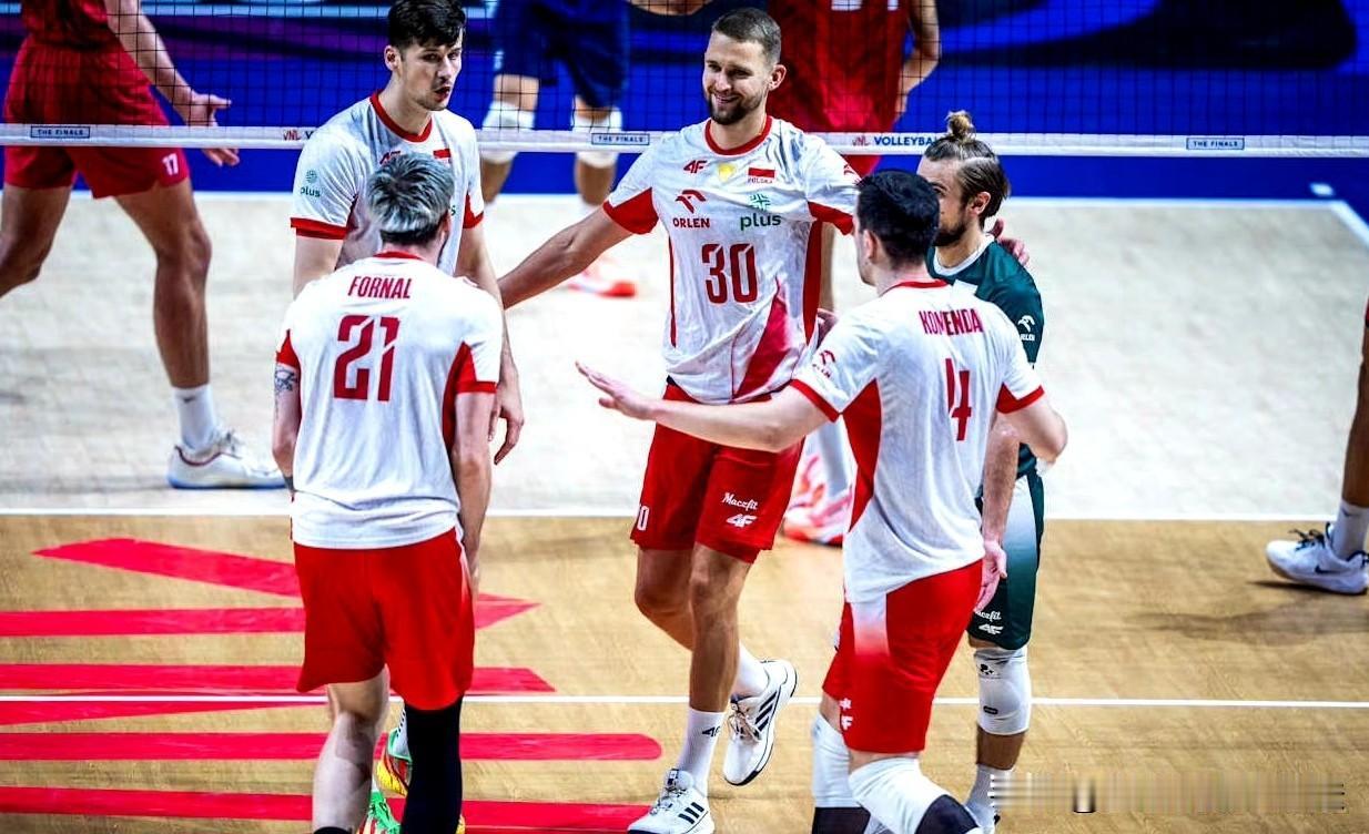随着世联赛落幕，诞生5大赢家，3大输家，日本男排，中国男排上榜1，🇵🇱波