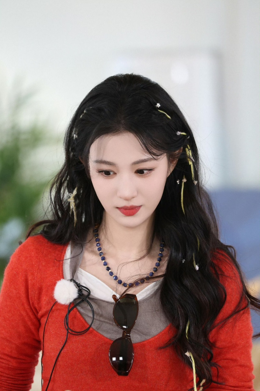 王楚然这个造型好灵动！