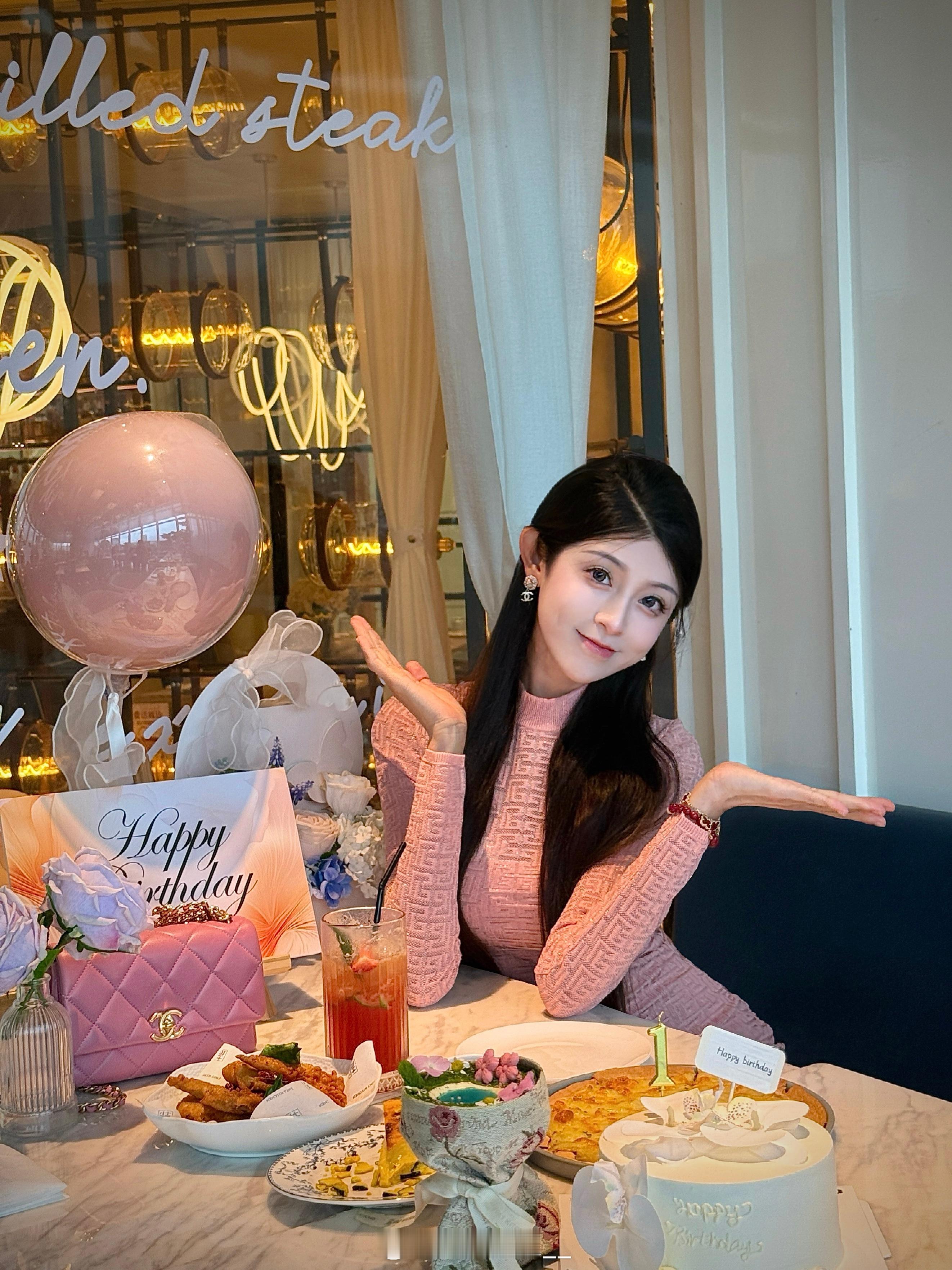 10.22🎂不断成长和经历，与自己和解。​​​