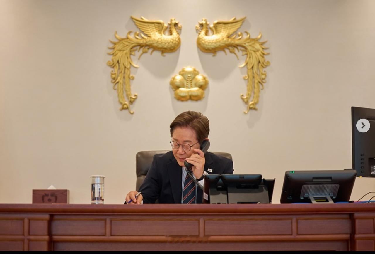 李在明再发国民报告：“让国民觉得选李在明是选对了”韩国总统李在明10日在In