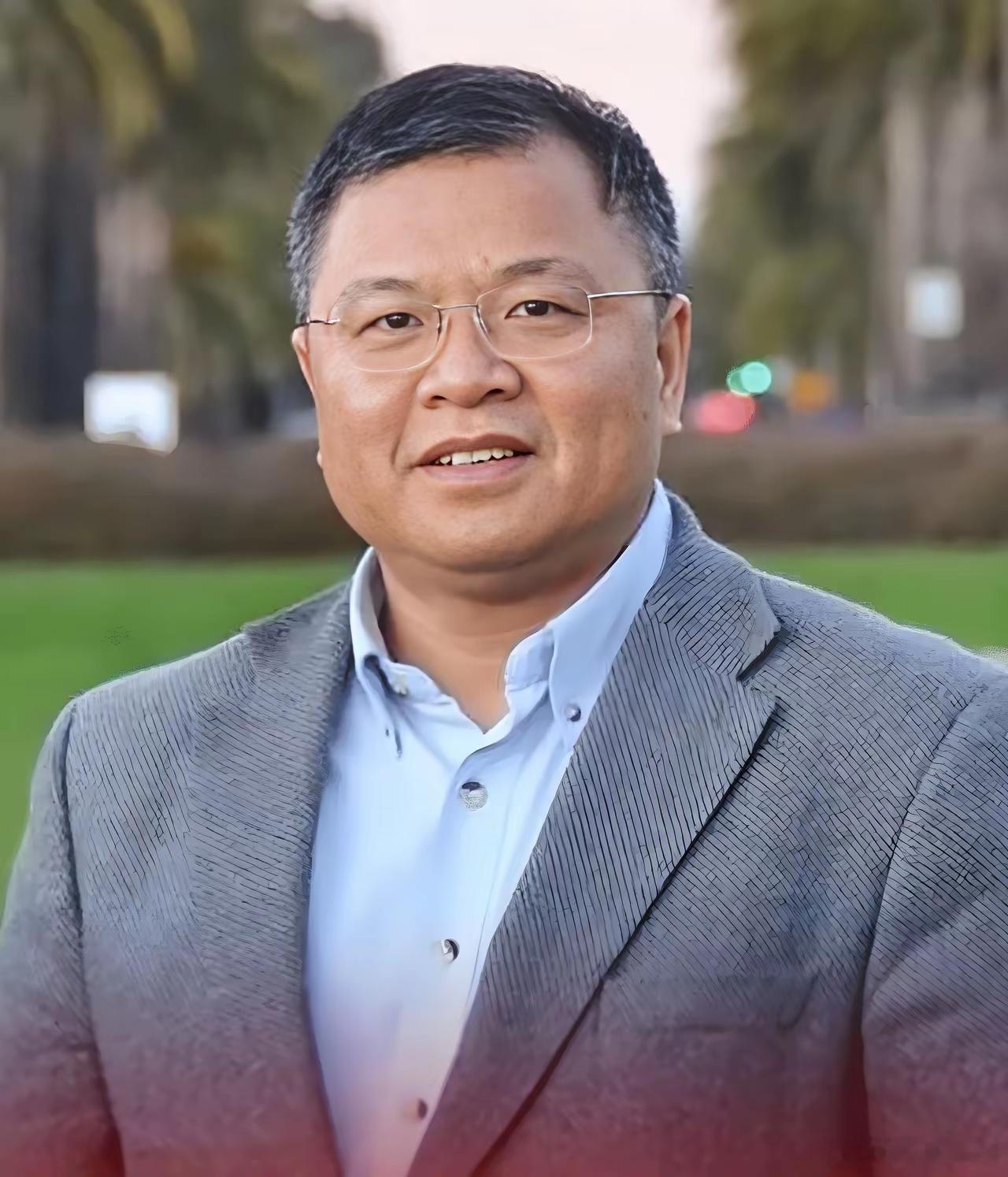 他是中国最伟大的战略科学家，被外界称为“科研疯子”，他的存在更是让美国航母直接后